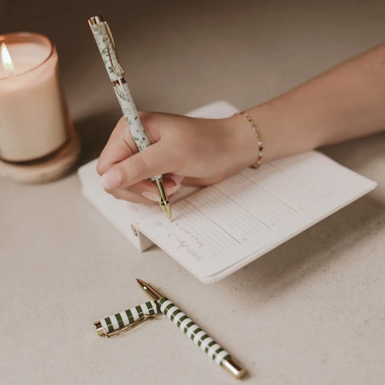 Floral Green Pen Set